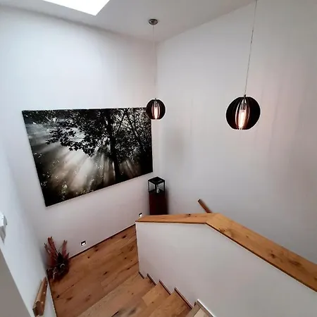 Apartment Nobless Holedna *